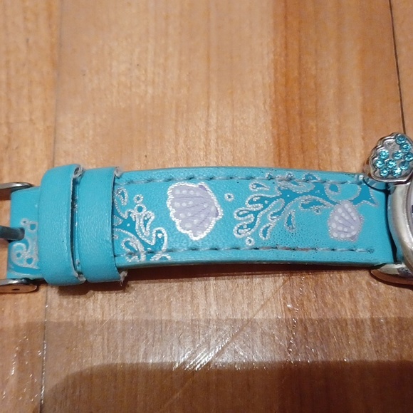 Cute Mermaid watch ⌚️ for small girls - Picture 7 of 10